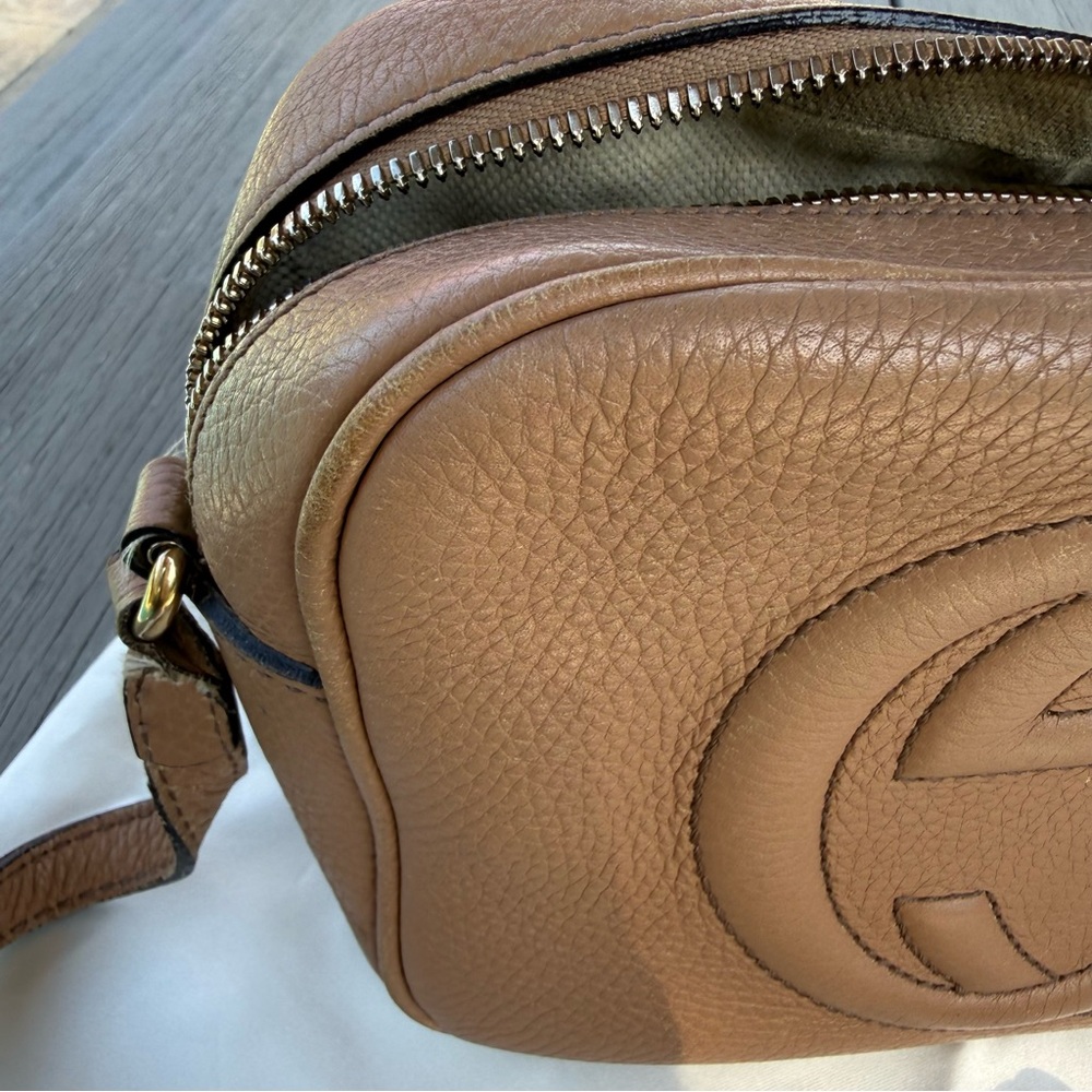 Authentic Gucci Soho Disco bag with pebble leather design (dust bag included) - Picture 17 of 17